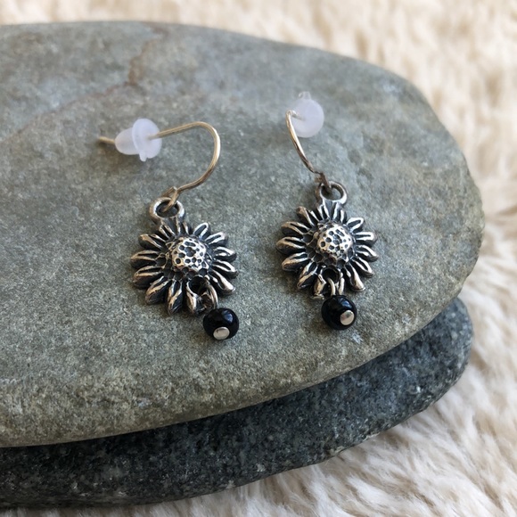 Sunflower Sterling Silver Berry Jewelry Co. Dangle Earrings - Picture 13 of 15